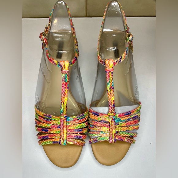 Alex Marie NIB Lanelle multi color t-strap kitten heel sandals - 8M - Picture 3 of 9